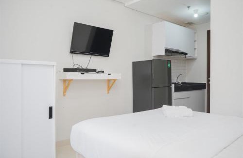 Ciputat Apartment | Nice and Modern Studio at Transpark Bintaro Apartment By Travelio