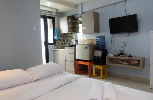 Kebagusan Apartment | Nice and Strategic Studio Kebagusan City Apartment By Travelio