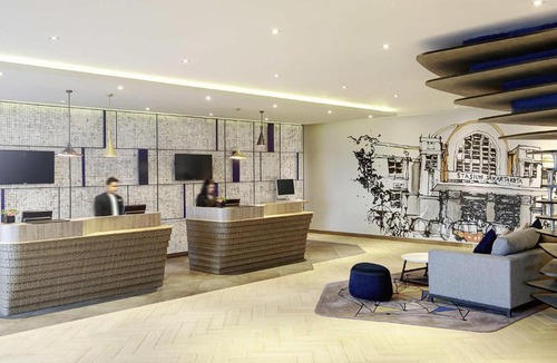 Old Jakarta Hotel | Novotel Jakarta Mangga Dua Square