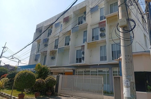 Gresik House | Oak Damar Deluxe Twin Haven