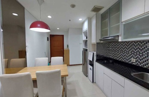 Pluit Condo | Ocean View Cozy 2-bedroom condo with AC in superb North Jakarta.