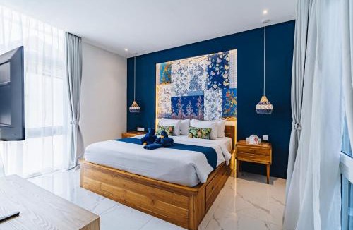 Batu Bolong Villa | Omah Bleue - Designer 4 Bedrooms Villa in Canggu