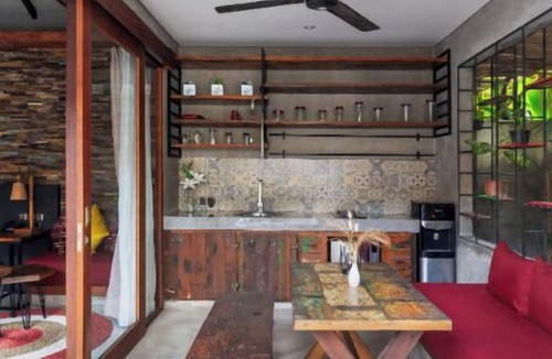 Kerobokan Villa | One Bedroom Private Villa in Central Seminyaknn