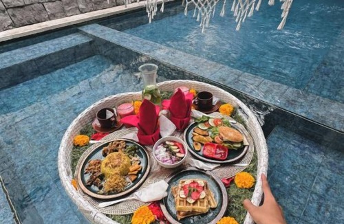 Kerobokan Villa | One Bedroom Private Villa in Central Seminyaknn