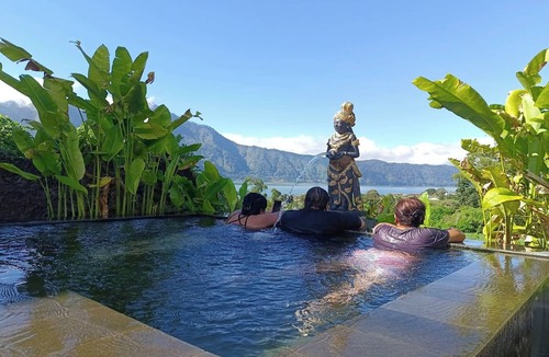 Toya Bungkah House | Onion Garden And Natural Hotspring