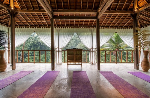Kemenuh Villa | Open-Air Living Pool Ten Minutes to Ubud