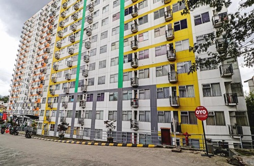 Cipaganti Hotel | OYO 90266 Jarrdin Apartement By Bedpacker