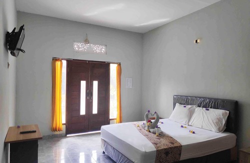 Mengwi Hotel | OYO 90547 Pondok Saren Anyar