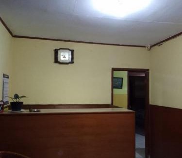 Cisarua Hotel | OYO 93146 Lamin Indah