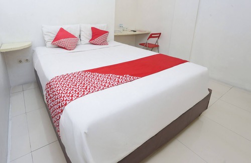 Jaka Sampurna Hotel | OYO 94348 Bro & Sis