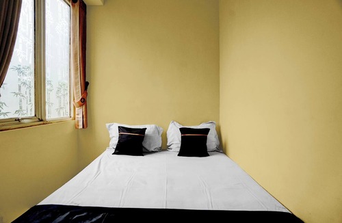 Probolinggo Hotel | OYO 95290 Incess Diana Syariah