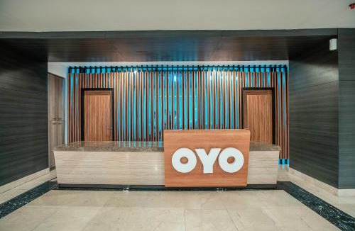 Ciputat Hotel | OYO Flagship 728 Baileys Apartment