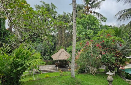 Melayang Villa | Palatial 9Bdr Private Pool Villa