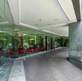 Kebon Sirih Hotel | Paragon Wahid Hasyim