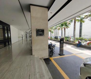 Batam Apartment | Pollux Meisterstadt Apartment by GoldenSleep