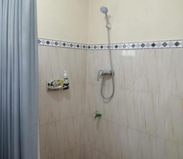 Wongaya Gede House | pondok tegal jero