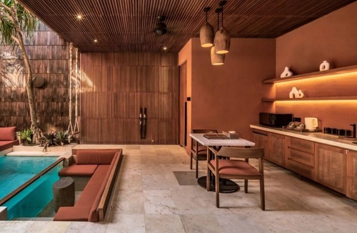 Kerobokan Hotel | Private 2Bedroom Villa near Seminyak/Canggu