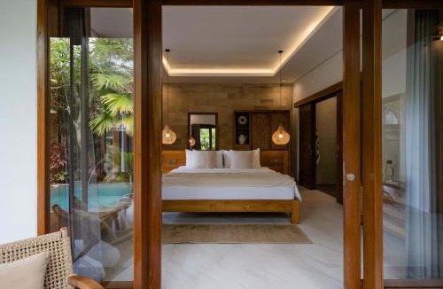 Bukit House | Private 3BR Tropical Villa l Pool & Open Living