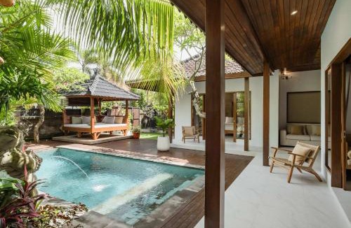Bukit House | Private 3BR Tropical Villa l Pool & Open Living