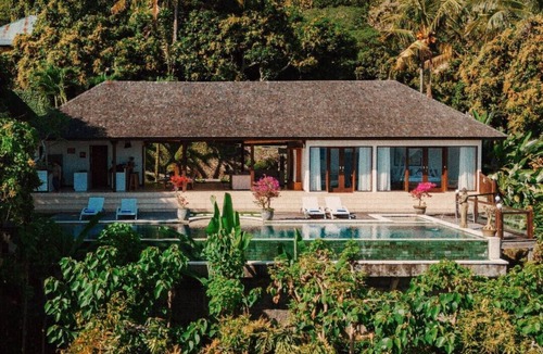Kayu Putih Villa | Private Infinity Pool | Sunset Deck | Ocean Views