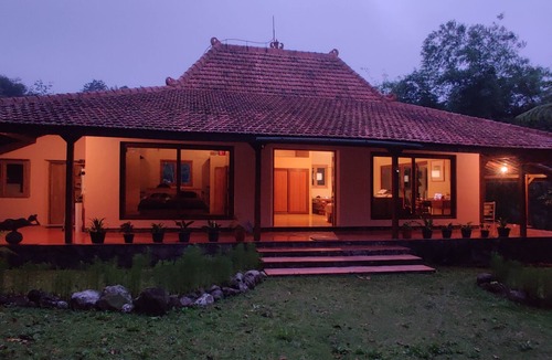 Pakem Villa | Private nature estate near Mt Merapi, Yogyakarta, stylish villa 4/6 persons