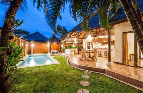 Petitenget Villa | Private pool