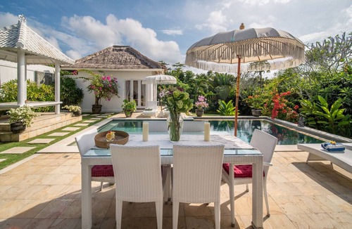 Ungasan Villa | Private Pool Private Villa Garden Gazebo