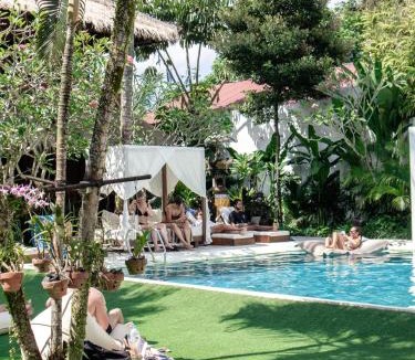 Nyuh Kuning Hostel | Puri Garden Hotel & Hostel