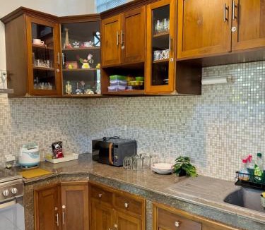Central Yogyakarta House | Quiet Family Stay Kids Friendly Homey