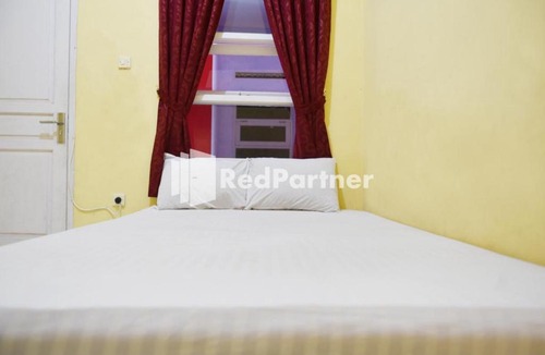 Karangtengah Hotel | RC Costel near RSDH Cianjur Mitra RedDoorz
