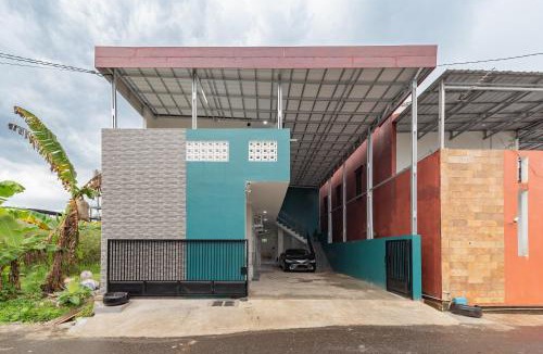 Purwokerto Hotel | RedDoorz at Inara Residence Purwokerto