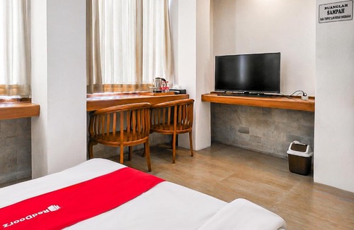 Dago House | RedDoorz at Kayome Dago Bandung