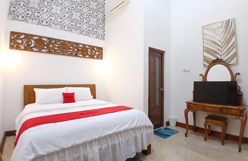Klaten Selatan Hotel | RedDoorz at Ndalem Eyyang Syariah Stasiun Klaten