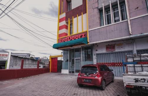 Bandar Lampung House | RedDoorz @ Jalan Pangeran Antasari Lampung 2