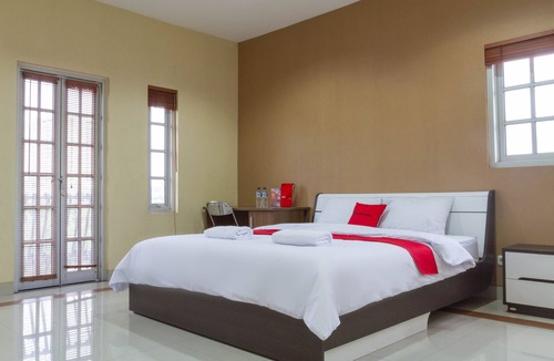 Malabar House | RedDoorz @ Malabar Street