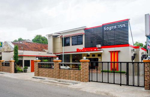 Banyumas Hotel | RedDoorz near Kampus UMP Purwokerto 2