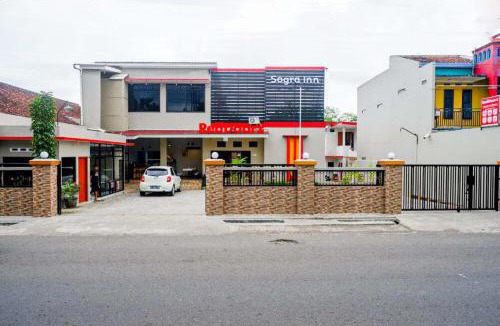 Banyumas Hotel | RedDoorz near Kampus UMP Purwokerto 2