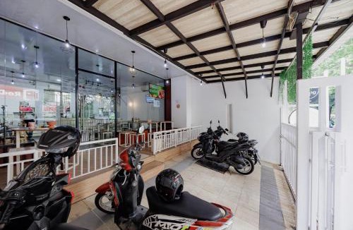 Bendungan Hilir Hotel | RedDoorz Near MRT Bendungan Hilir