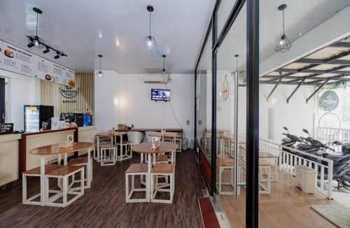Bendungan Hilir Hotel | RedDoorz Near MRT Bendungan Hilir