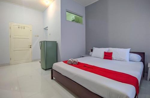 Purwokerto Hotel | RedDoorz near Universitas Jenderal Soedirman 4
