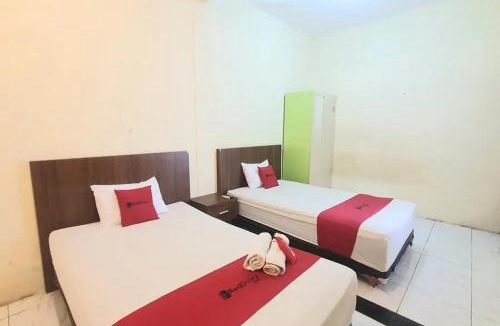 Malang Hotel | RedDoorz near Universitas PGRI Kanjuruhan