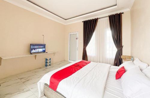 Kejajar Hotel | RedDoorz Syariah at Jalan Dieng 7