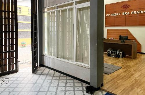 Sidomulyo Hotel | RedDoorz Syariah Nanna Homestay Near Dino Park