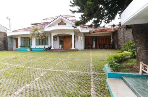 Magelang House | RedDoorz Syariah near Alun Alun Magelang Bayeman