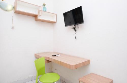 Surakarta House | RedDoorz Syariah near Assalaam - UMS