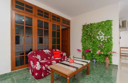 Bekasi Hotel | RedDoorz Syariah near Exit Toll Jatiwarna 2