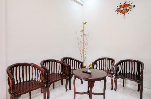 Purwokerto Hotel | RedDoorz Syariah Near Stasiun Purwokerto
