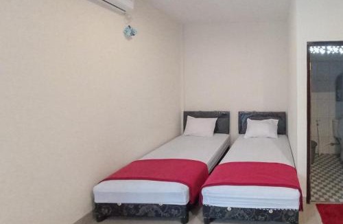 Sentani Hotel | RedDoorz Syariah near Sentani City Square