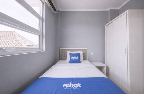 Bandung Hotel | Rehat at The Karins Guest House
