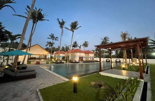 Suraberata Bed & Breakfast | Rejuvenate Resort & Restaurant